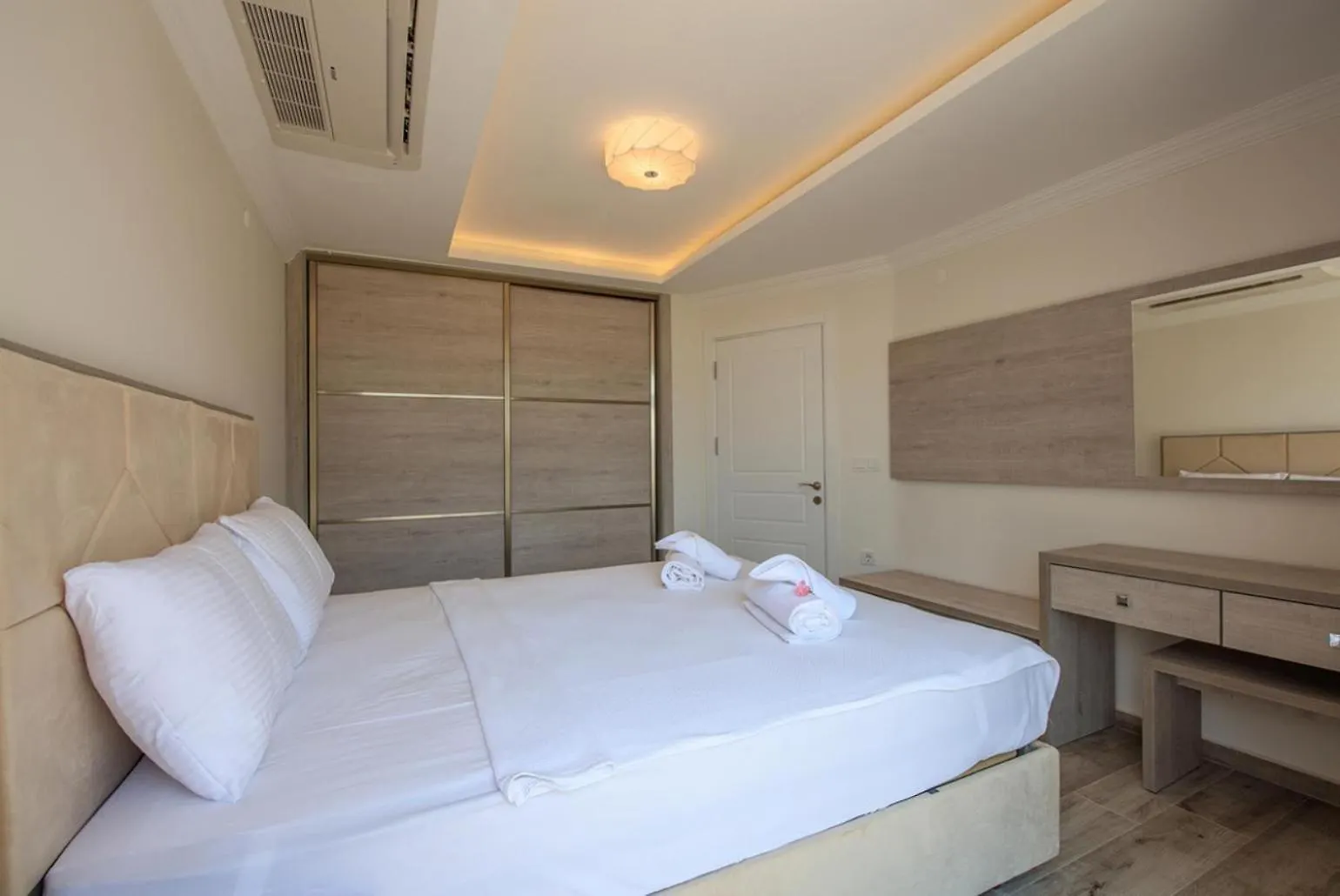 Orka World Villa 2 Oludeniz